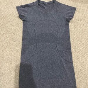 Lululemon swiftly tech grey tee